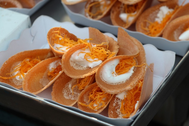 Kanom bueang - Taco Dessert