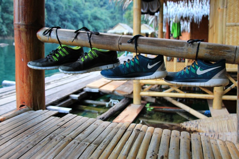 Schuhe müssen getrocknet werden.