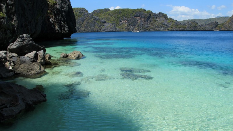 So glassklares, türkisfarbenes Wasser wie hier in den Philippinen haben wir noch nirgends gesehen.