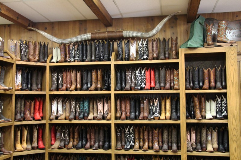 Man(n) trägt Stiefel